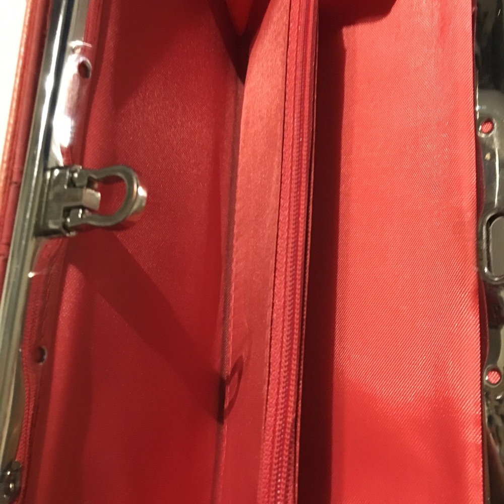 Wallet - Picture 4 of 7